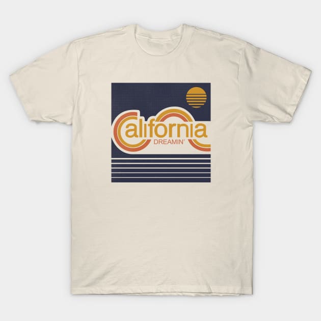 California USA T-Shirt by GiGiGabutto